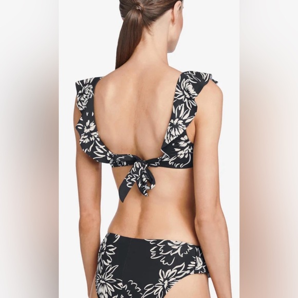 Robin Piccone GRACIE RUFFLE SCOOP TOP - Picture 2 of 5